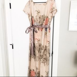 Adrianna Pappel dress size 16